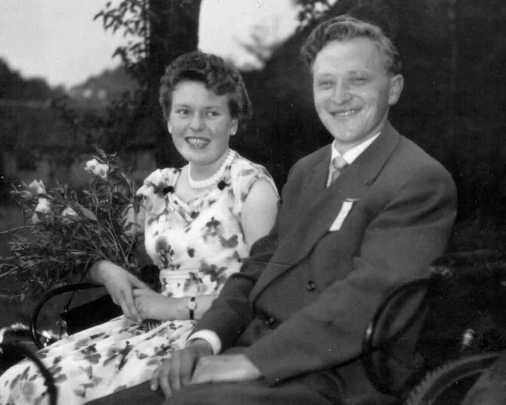 Erntekönigspaar 1956: Hugo Rodehuth und Marianne Berens