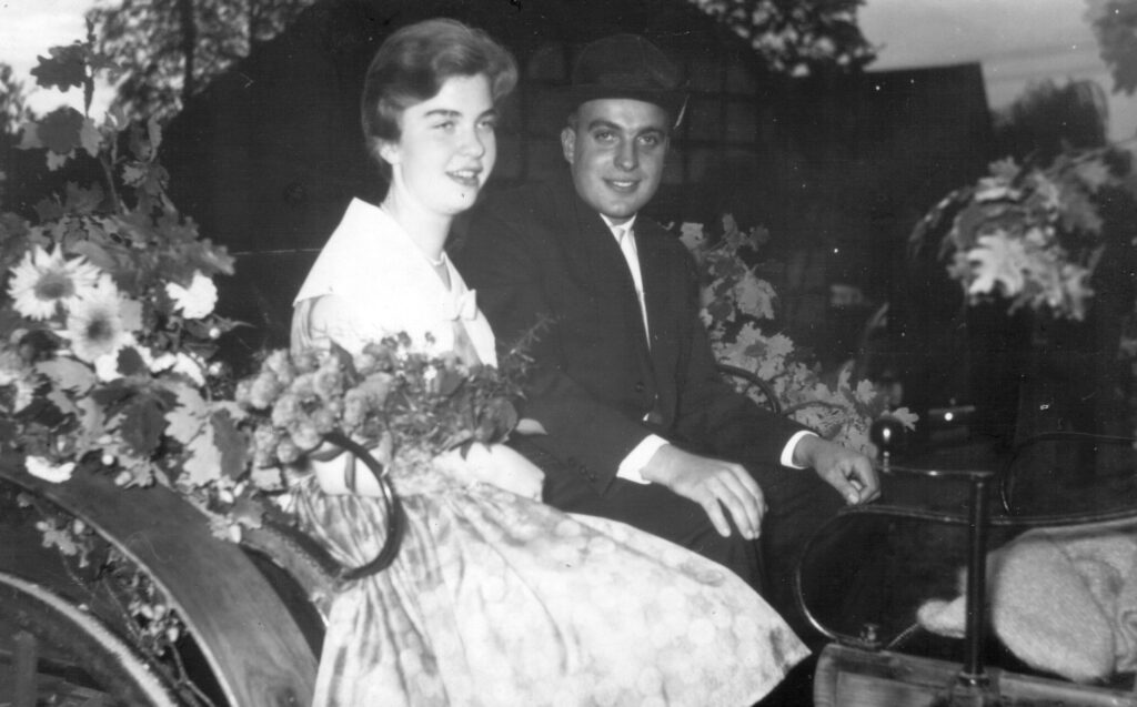 Erntekönigspaar 1960: Josef Aldejohann und Waltraud Krogmeier