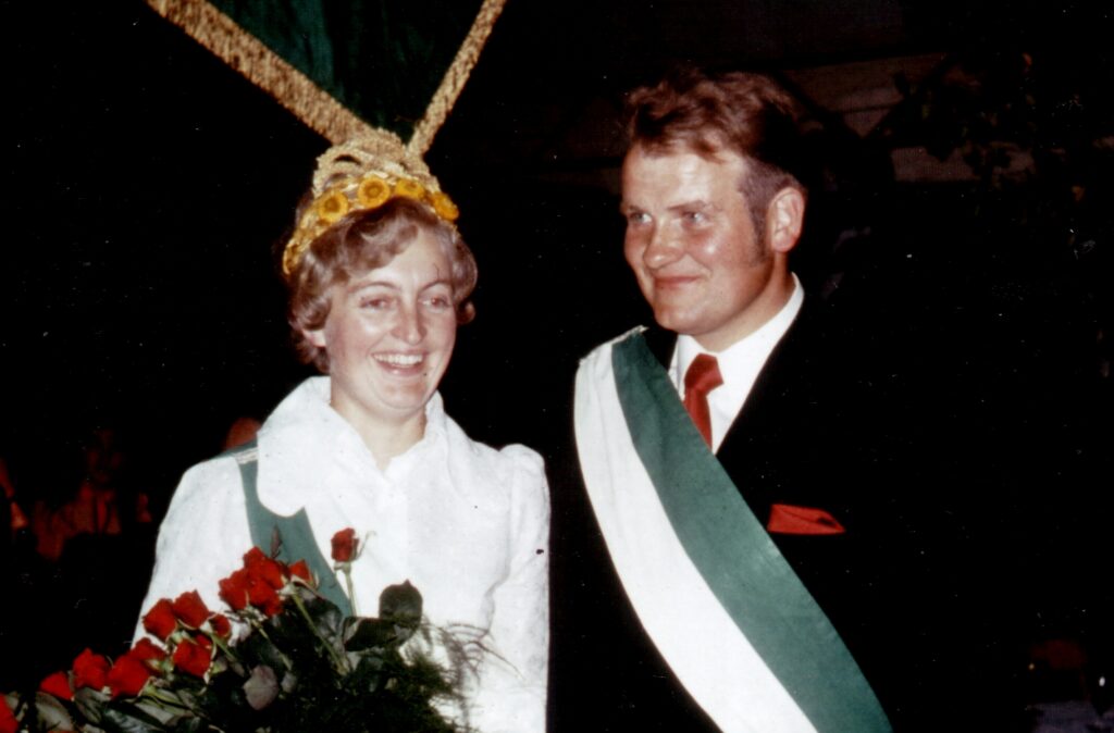 Erntekönigspaar 1972: Reinhard und Christine Schlingmann