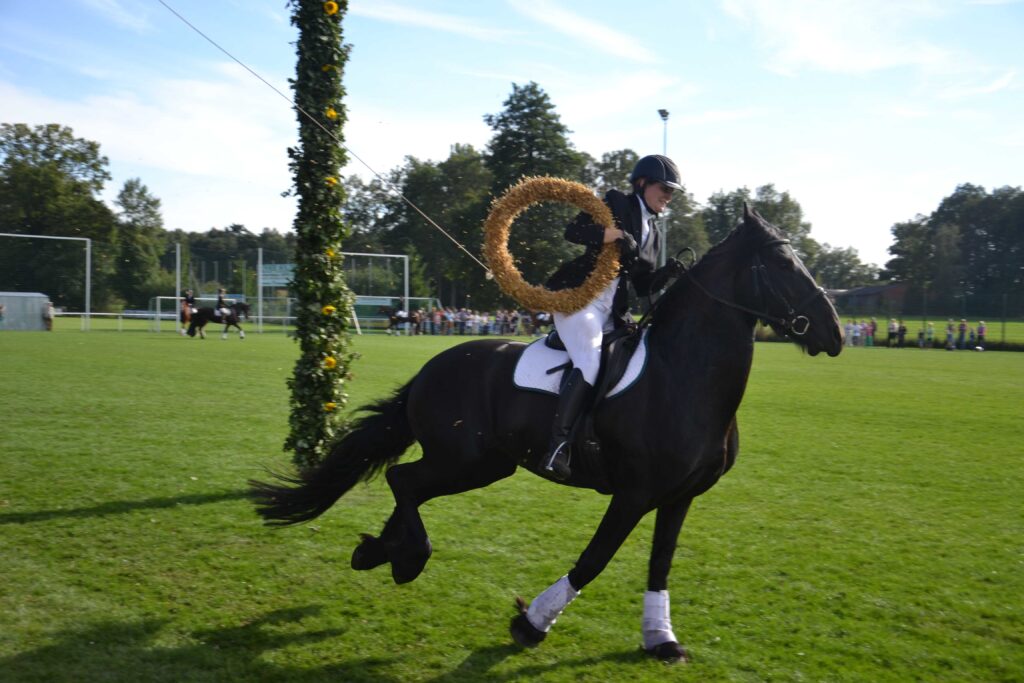 Kranzkönigin 2012: Rebecca Brunken